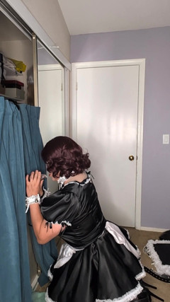 Sissy Maid Service Practicing on a Dildo at Her Fake Glory Hole