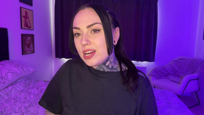 Miss Valentina: Ștergeți informațiile