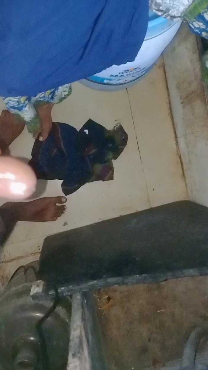 NikiRathod: Thổi kèn và xoa bóp bằng dầu của con cặc