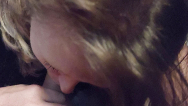 Misbop: Schwanz des ehemanns lutschen