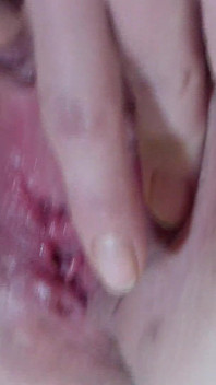 Close Pee with Spread Pussy