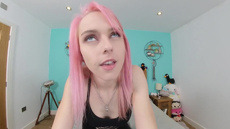 Jimmy Draws: Chloe Toy - ngentot gaya domme pakai strap-on