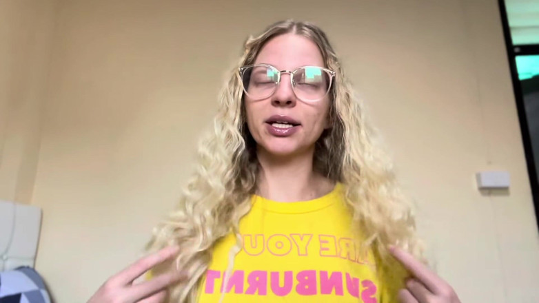 Goddess_Bella_Rae: Kadın kılıklı olmayı çok kolaylaştıracak kolay numara!