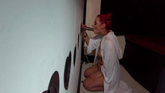 BuxomBrits: Roxys Den Glory Hole - cheri pi merekam video vr bts