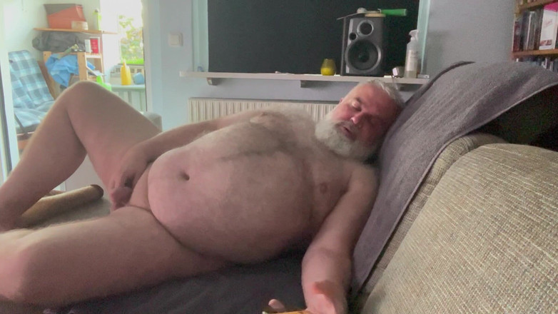 cuddlebearbln: Sihir di sofa 8