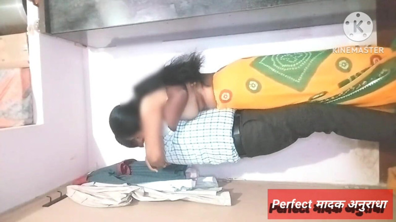 Hemant: Sexo caliente y sensual de una pareja real, lamiendo su...