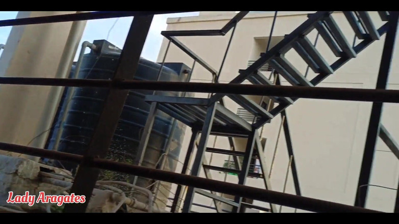 Hotty Jiya Sharmaa: Молодая дези бхабхи ублажила арендодателя, трахнув ее киску и задницу