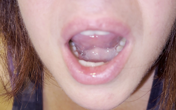 Samantha Plum: フェラチオと飲み込み