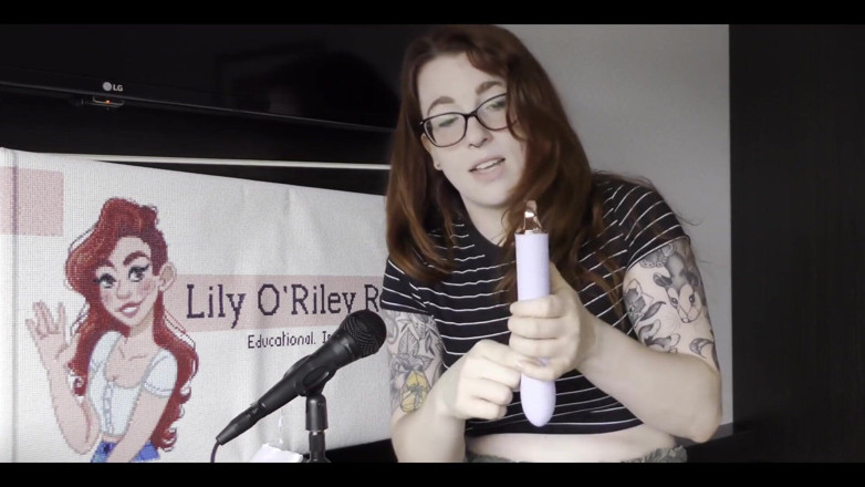Lily O'Riley: Nsfw revisión de una vibra de conejo modular