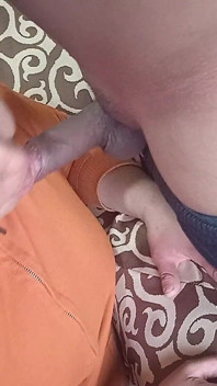 Sucking the Taxi Driver's Cock