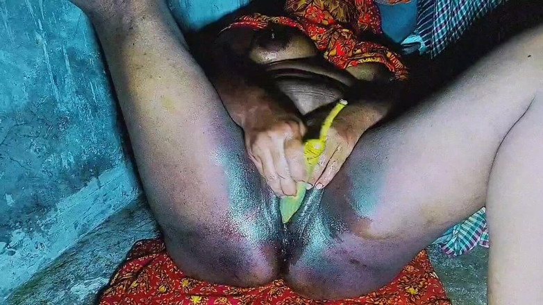 sexymusia1998: Attractive Sister-in-law Bathing Video
