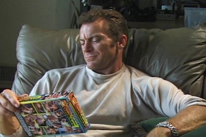 THAGSON RETRO: Cô bé tóc vàng banh rộng ngón tay nhỏ giọt âm...