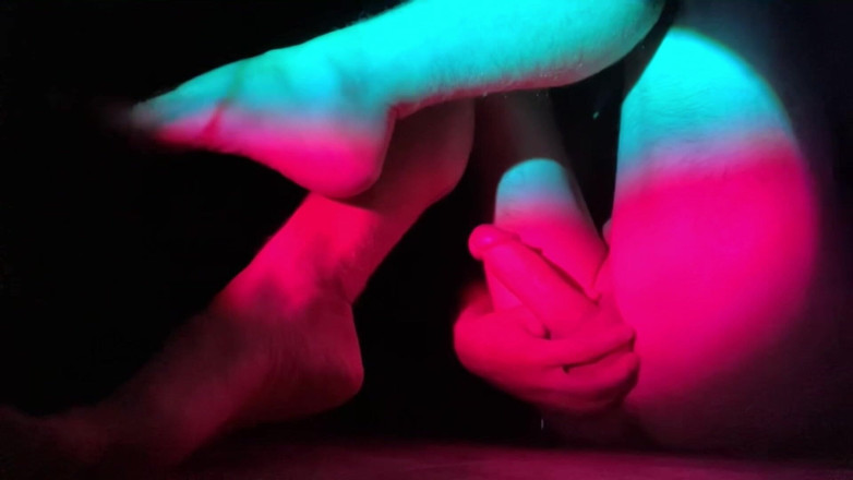FemboyLoveU: Nhưng một vụ nổ từ một con gà trống