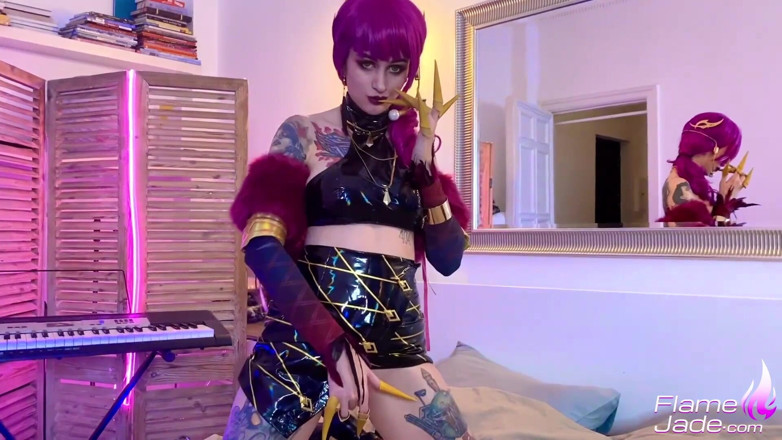 Flame Jade: Give me your dick want ass fucking - KDA Evelynn cosplay