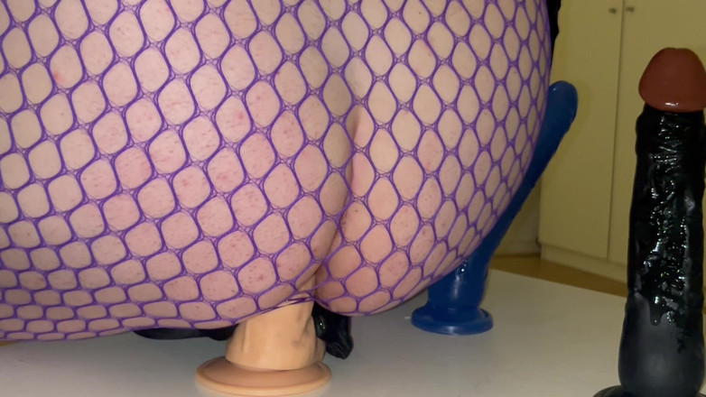 SuperMa22: Komşumun beni sikiyor!