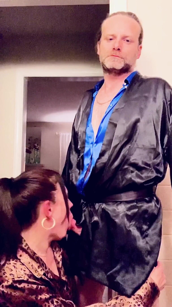 Satin Fetish King: Blue and black satin milf fuck n suck session!