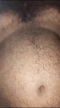 人们喜欢我继阿姨的大屁股和阴户。