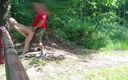 Street bitch milf: Vieja sexy autoestopista puta de calle follada en bosque con...