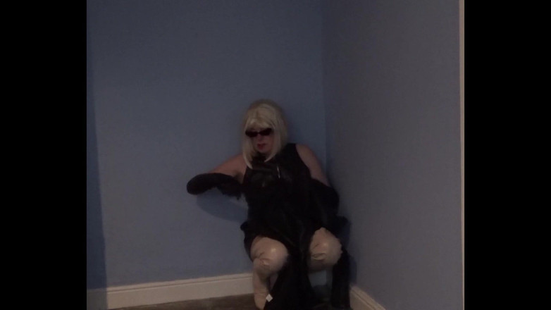 Leather Kirsten: Hraní v kůži