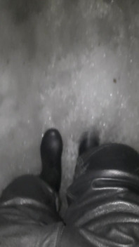 Rubberboots and Leatherpants on Ice
