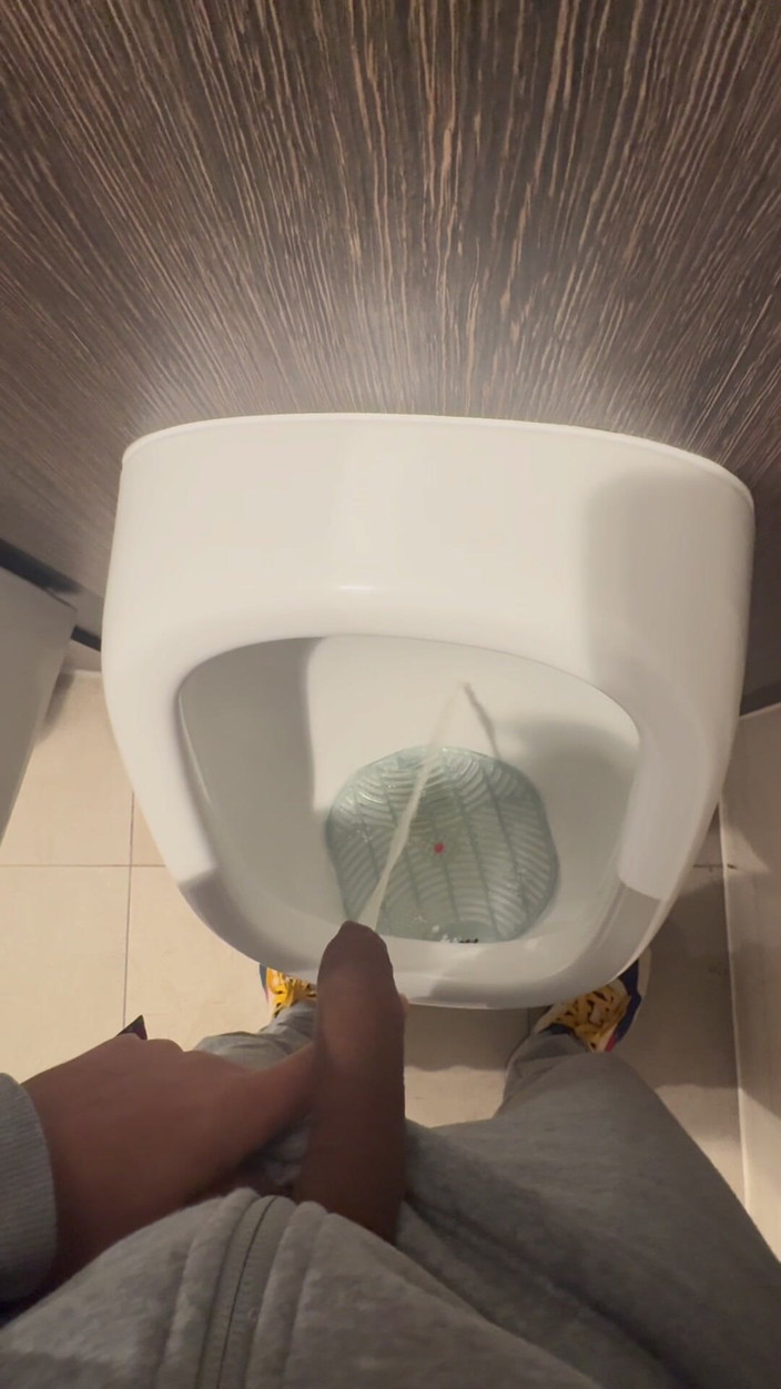 Hot dick in your ass: Komşu yüzüne boşalmamı istiyor