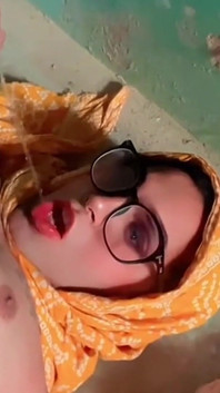The Hottest Pee Smallow Video