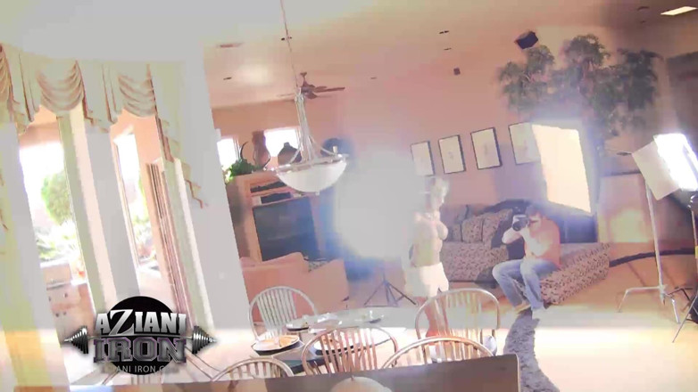 Aziani: Underbar fitnessmodell Abby Marie bakom kulisserna
