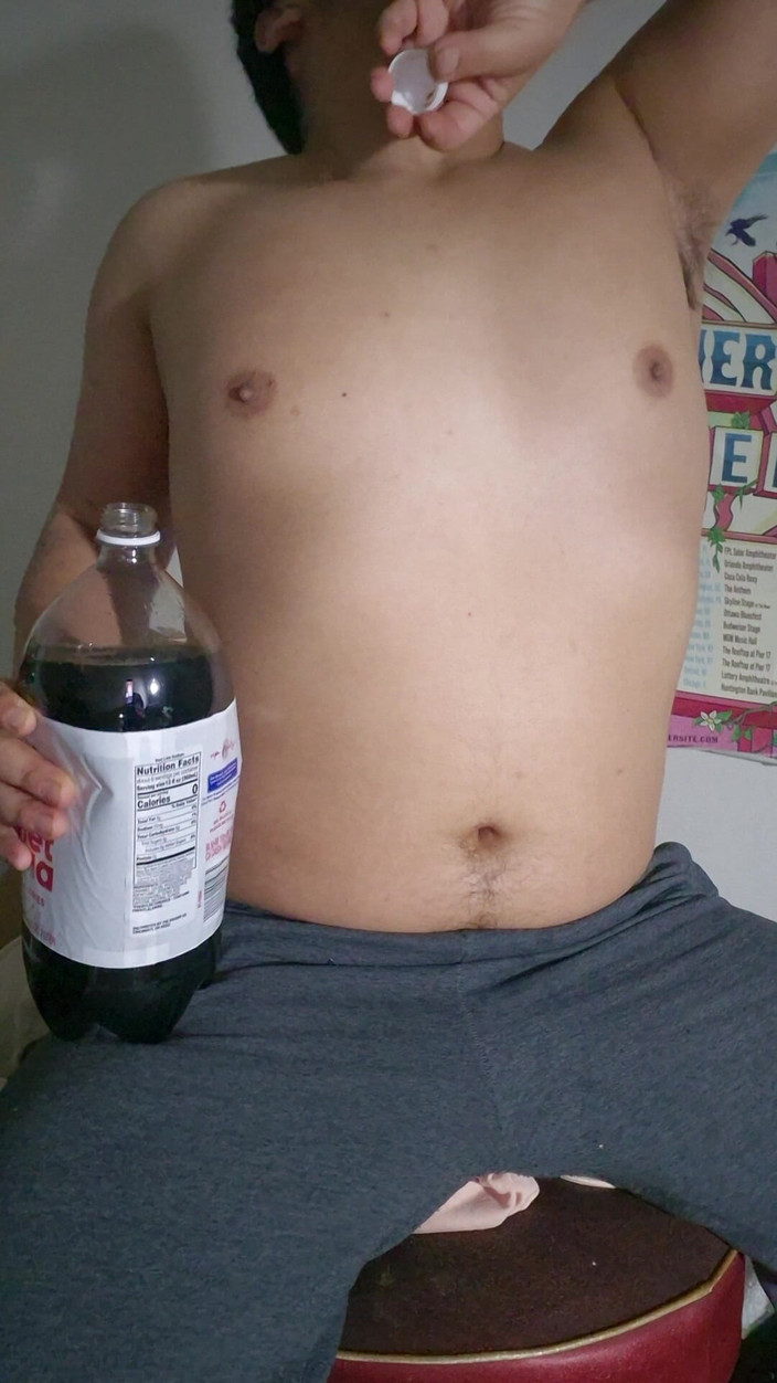 NakyJoss: Je deviens tellement gourmande et grosse