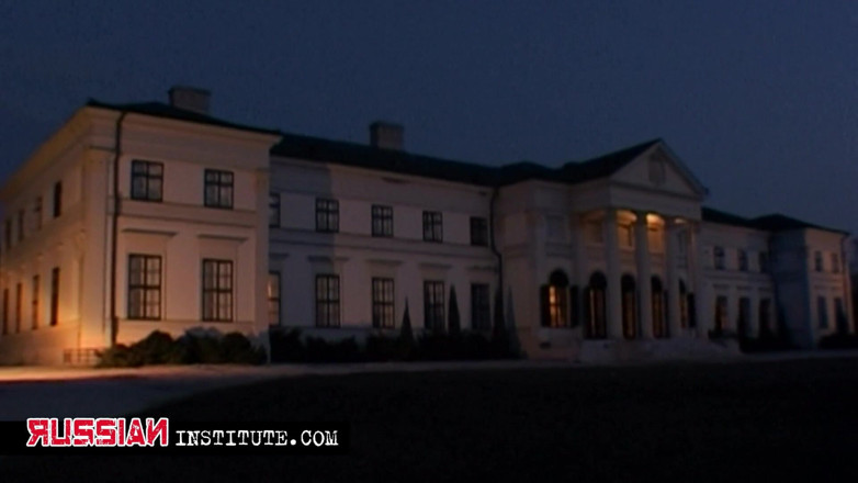 Russian Institute: Irresistible orgy at the Russian Institute