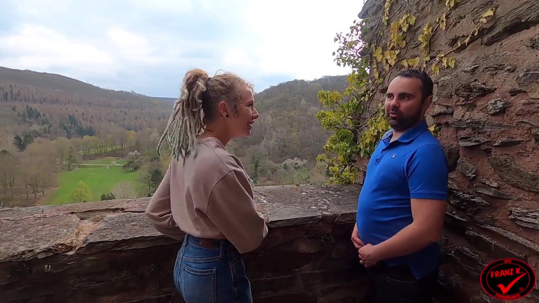 German Fuck Girls: Public! Risky Blowjob on a Trip to the Castle!