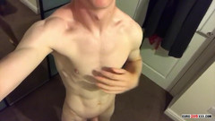 Euro boy xxx: Băiatul Twunk face o mizerie!