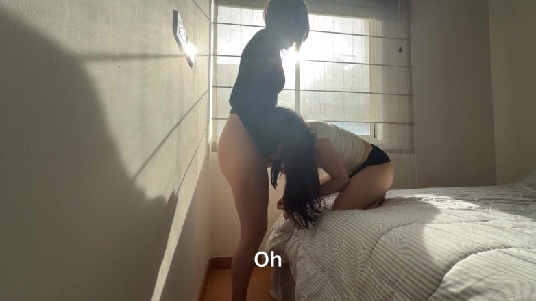 scarlettandc: 俺たちは尻を食うんだ