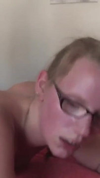 Aksi amatur dengan awek matang berpantat besar