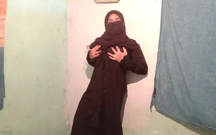 Gulaab: Hijabi Girl Wants Hardcore with Hindu