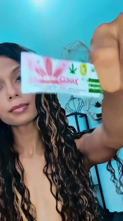 Alexa Skye: 初めてのソロ