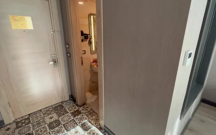 Kitty Kriss: Watch &amp; Jerk off Morning Shower of Stunning Tara Summers