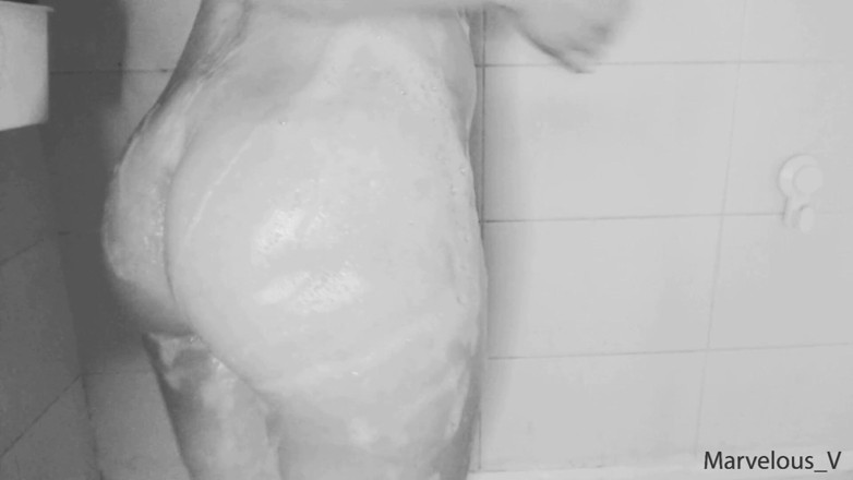Marvelous V: Sexy hot amateur teen teasing in a shower rubbing her...