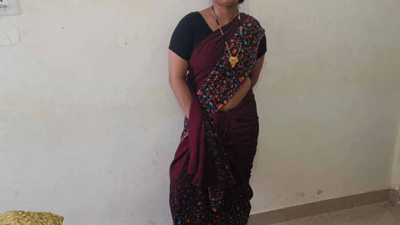YOURAMRITA04: Une femme au foyer sexy se fait baiser, vidéo maison