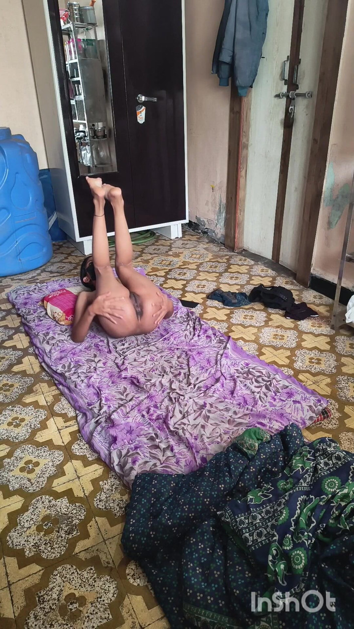 Desishycouple: Devar抓住了西瓦尼哥并狠狠地操她。