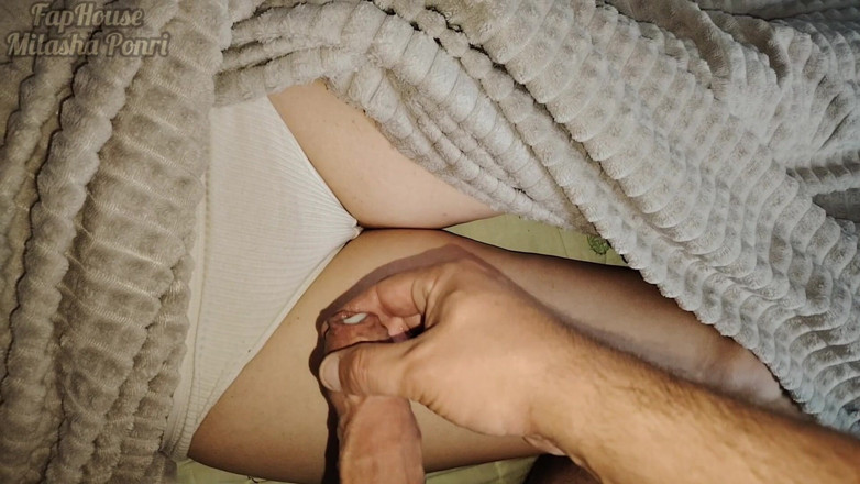 Milasha Ponri: ¿quieres Correrte Sobre Mi Hermanastra? Eyaculación En Sus Bragas Blancas.