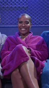 Club Cuck: Jet Setting Jasmine upokarza Dillon Diaz w King Noire's Bar