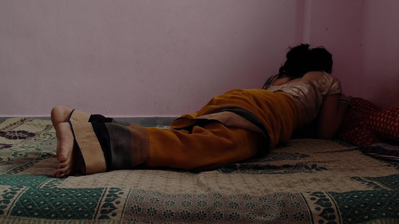 Viralcouple76: Hot Indian Couple Fuck on Bed