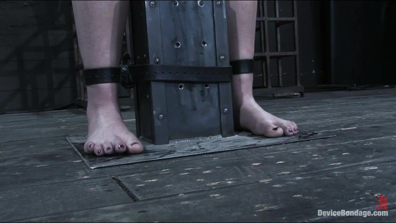 Device Bondage by Kink: Raina Verene