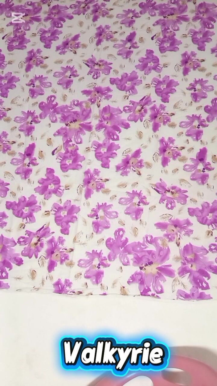 Valkyrie Blowjob and Deepthroat: आई मास्क के साथ घर का बना मुख-मैथुन