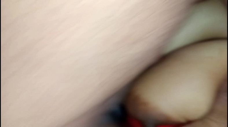 Gulaab: レッドサリーバビジはディープスロートだけをデバーコックしたい