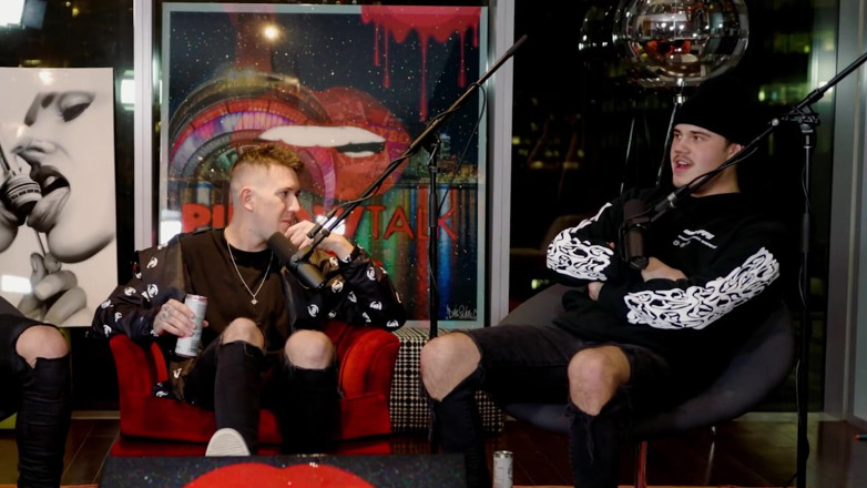 Pillow Talk: Brad sousa chiede a Jake Paul che sapore ha il...