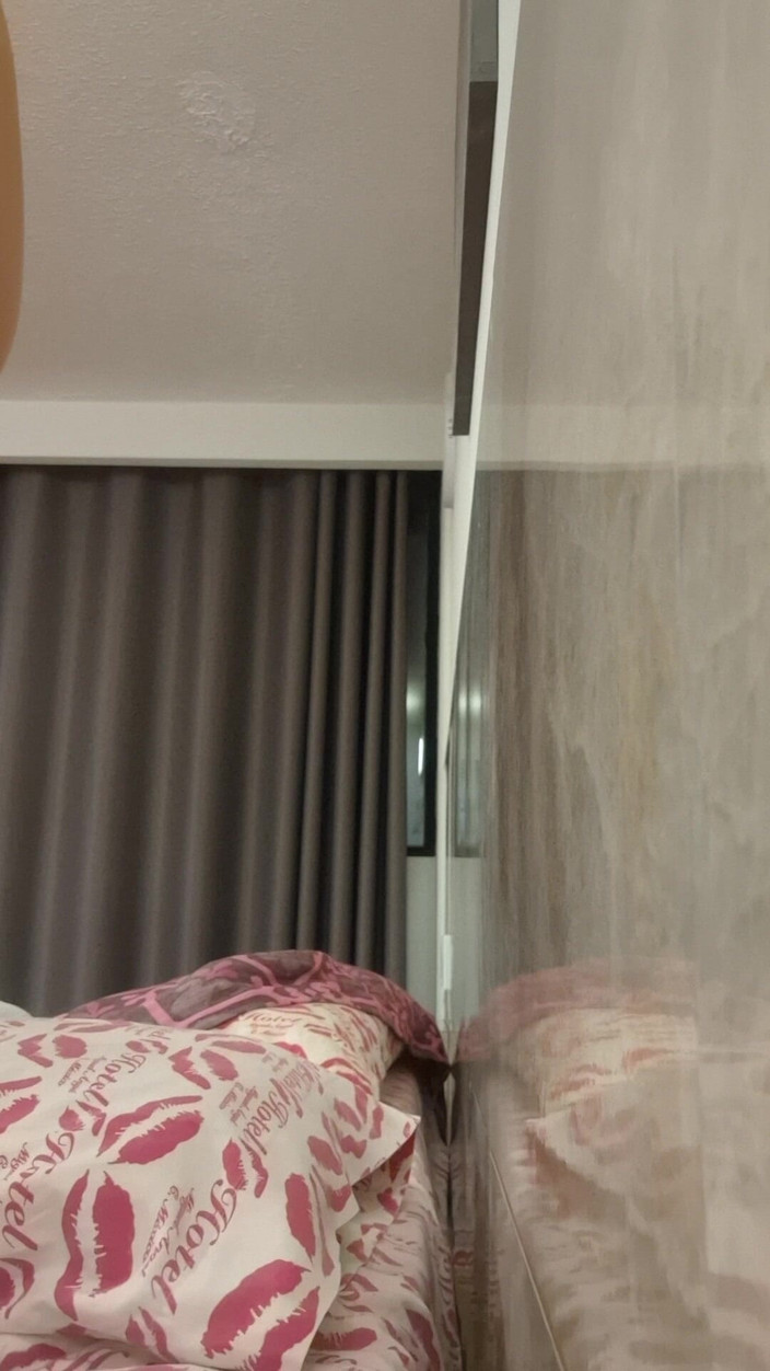 Crystal Phoenix: Ti piace il mio corpo sexy?