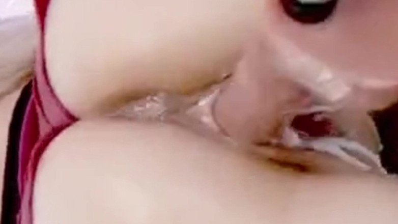 Nicolette69w: Fick meine sahnige nasse muschi hart, bis sie squirtet