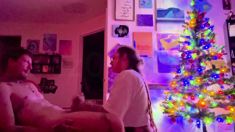 Maven Secrets: Decorating the Tree