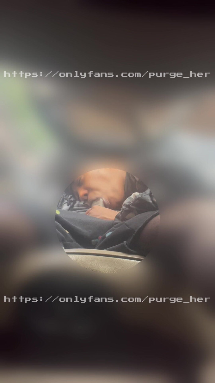 Purge_her: अपनी सौतेली मम्मी के घर के बाहर बोनट हेड